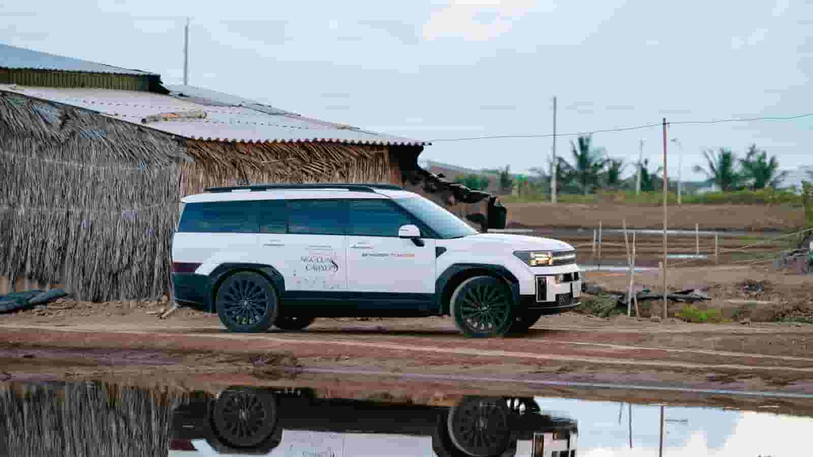 1 Hyundai Santa Fe Vietnam Roadtrip 2025